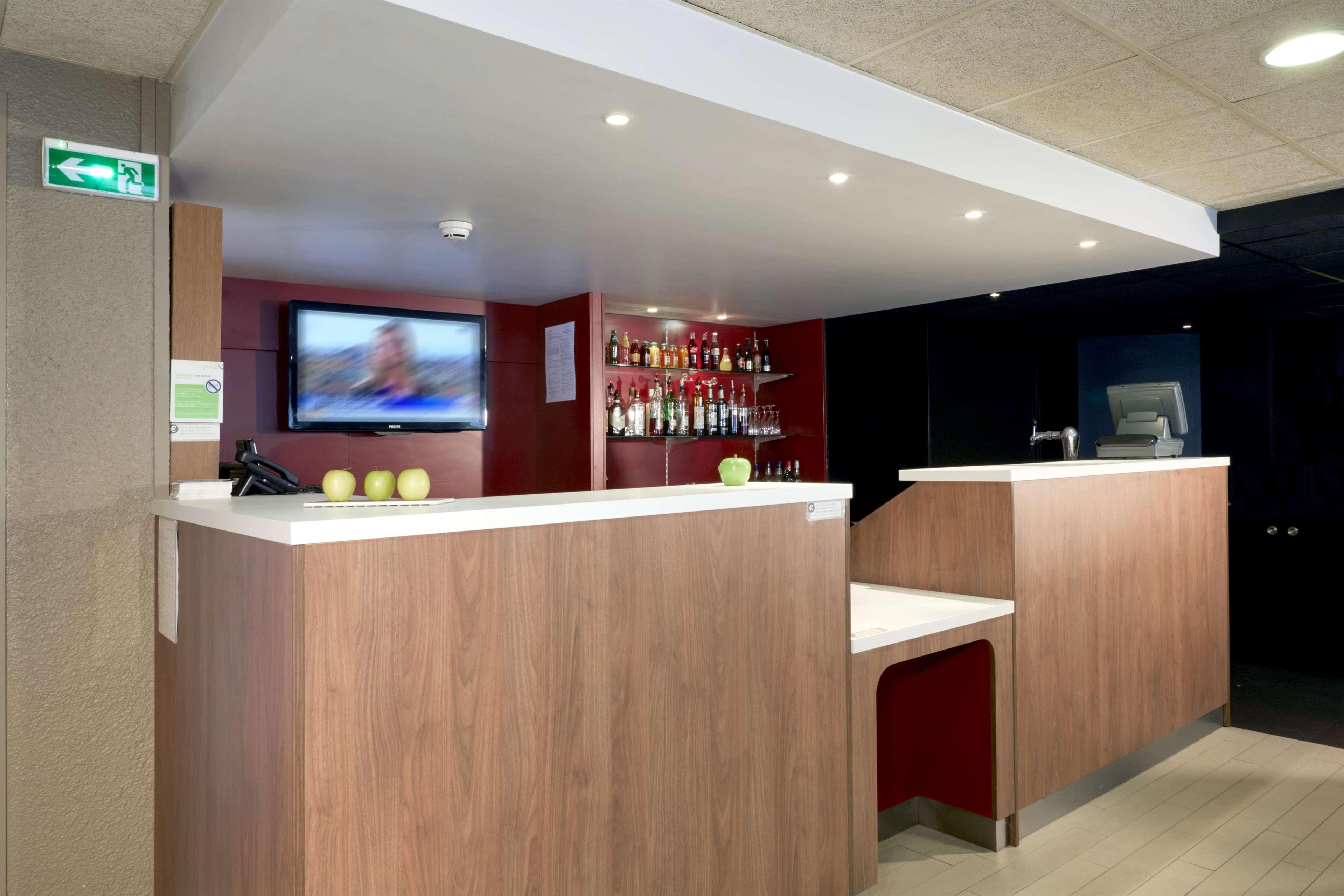 Campanile Aix-Les-Bains Hotel Exterior photo